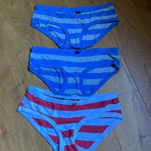 Three Aerie cotton briefs- size small- nwot - 95% cotton/5% elastane